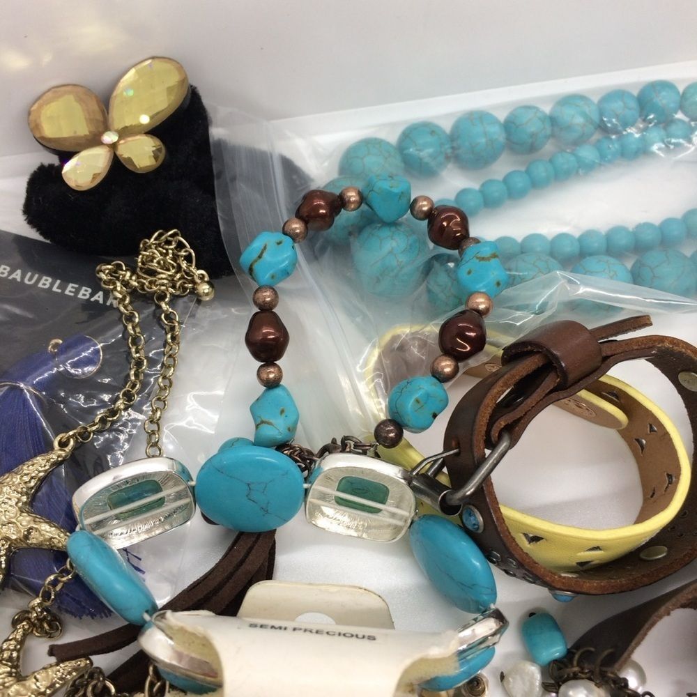 Mystery Jewelry Lot Wearable Bracelets Necklaces Earrings Blue Yellow 1+ Pound - Picture 15 of 16
